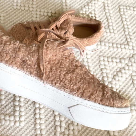 NWT! // Zara // Blush Pink Teddy Sneakers - Picture 3 of 7